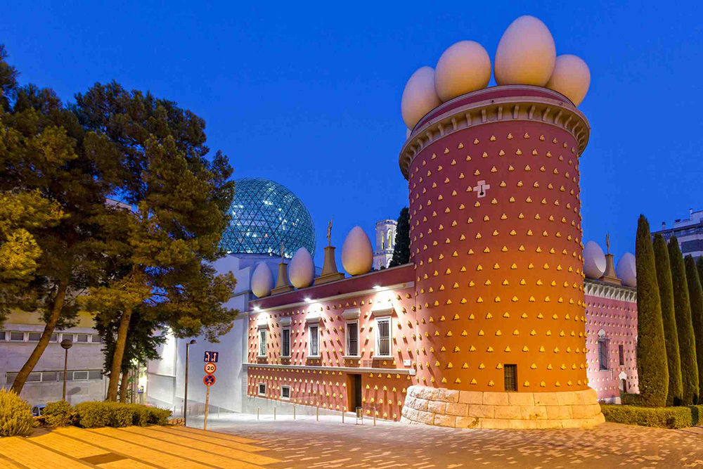 Dali Theatre And Museum - Figueres