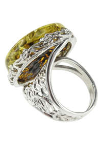 Серебряное кольцо с камнем янтаря «Тара»