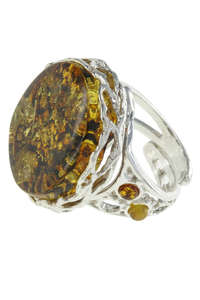 Серебряное кольцо с янтарем «Прима»