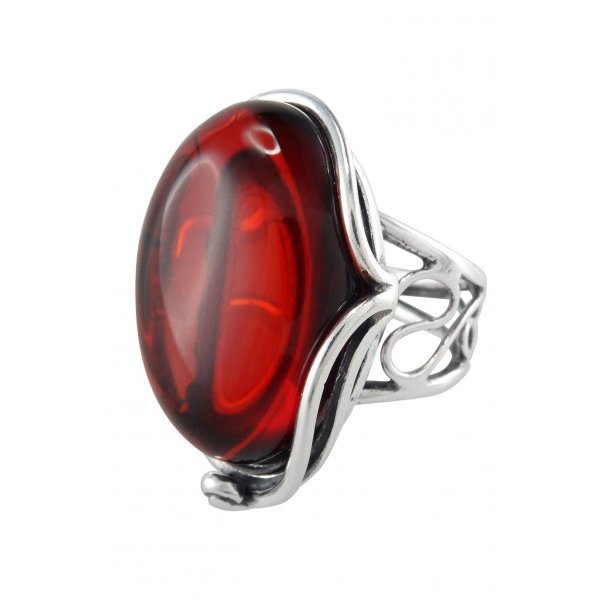 Серебряное разомкнутое кольцо с янтарем «Клара»