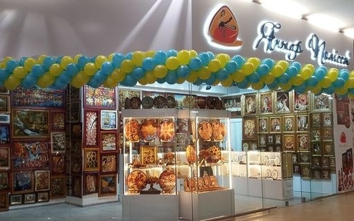 Открытие нового магазина ТМ «Янтарь Полесья» в ТРЦ «ART MALL» г.Киев