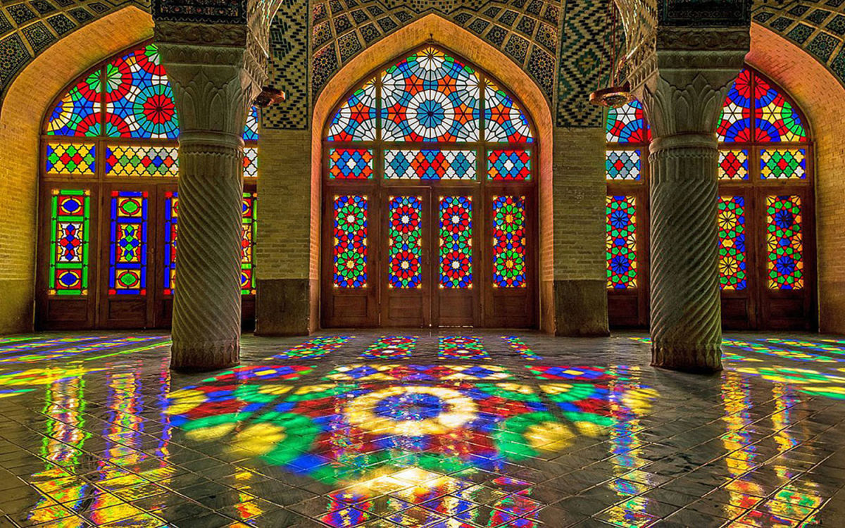 Витраж в мечети Насир оль-Мольк. Иран