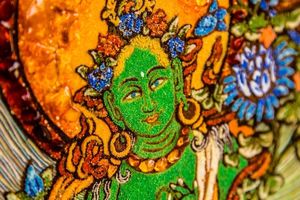 Панно Пн-4535 из янтарной крошки и камней янтаря