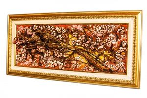 Объемная картина из янтаря