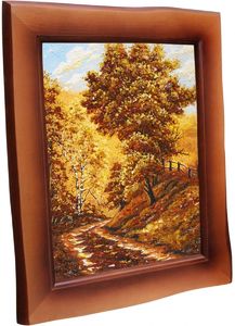 Картина из янтаря «Дерево у дороги».