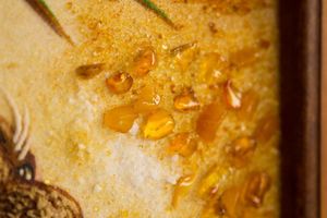 Панно «Тигр у водопада»