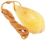 Кулон из светлого шлифованного янтаря (лечебный)