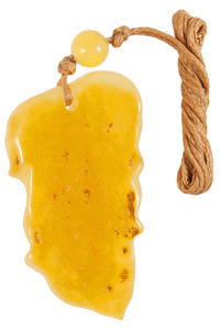 Бурштиновий кулон «Листочок»