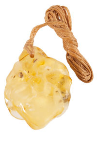 Кулон из янтаря «Розочка»