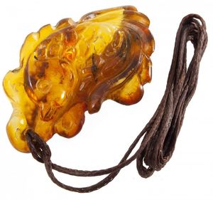 Кулон «Рыбка» на воскованном жгуте