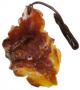 Кулон «Роза» на воскованном жгуте