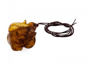 Кулон-фігурка «Рибка» на восковому джгуті