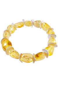 Янтарный браслет с декоративными элементами