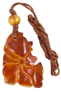 Кулон из янтаря «Рыбка»