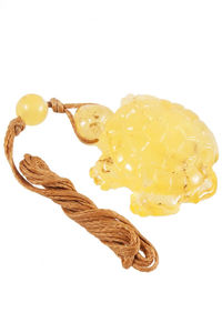 Кулон из янтаря «Черепашка»