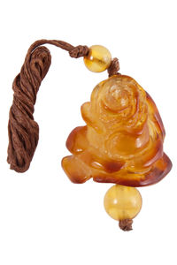 Кулон из янтаря «Роза»