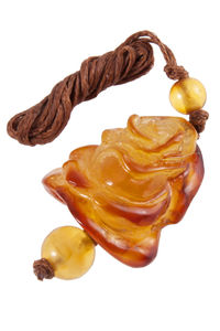 Кулон из янтаря «Роза»