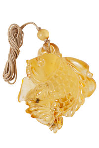 Кулон из янтаря «Рыбка»