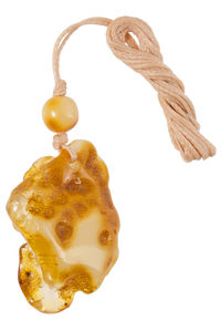 Янтарный кулон «Роза»