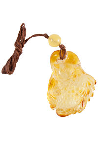 Кулон из янтаря «Рыбка»