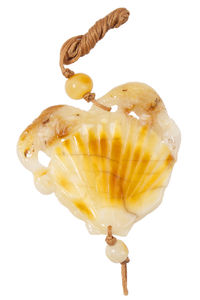 Кулон из янтаря «Карпы кои»