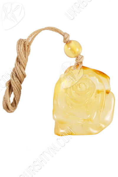 Янтарный кулон «Роза»