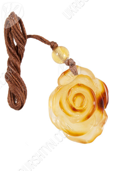 Кулон из янтаря «Роза»