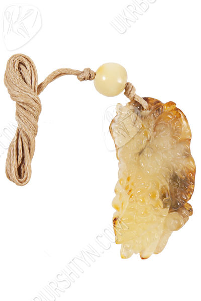 Кулон резьбленный из янтаря «Сова»