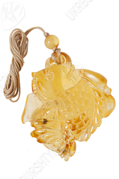 Кулон из янтаря «Рыбка»