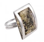 Серебряное кольцо-печатка с камнем