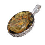 Підвіска срібна із зеленим бурштином "Розел"