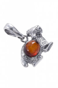 Кулон из серебра с янтарем «Овен»
