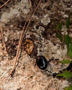 Підвіска срібна із зеленим бурштином "Розел"
