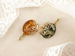 Кулон з каменю бурштину в срібній оправі «Метелик»