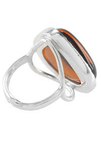 Перстень з бурштином в рельєфній оправі зі срібла «Айрін»