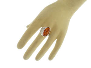 Кольцо в серебряной оправе с цветочными узорами «Тара»