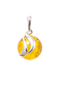 Серебряный кулон с янтарем «Гаяна»