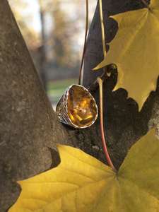 Срібний перстень з каменем бурштину «Жозефіна»