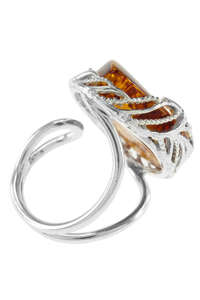 Срібний перстень з бурштином «Жозефіна»