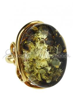 Серебряное кольцо с янтарем в позолоте «Зоя»