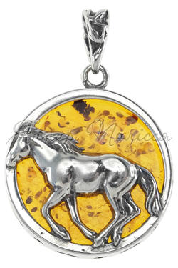 Срібний кулон з бурштином «Кінь»