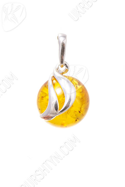 Серебряный кулон с янтарем «Гаяна»