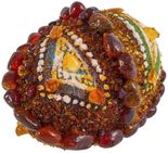 Сувенир «Писанка» инкрустированная янтарем