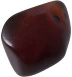 Полированный янтарный камень-сувенир