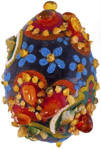 Сувенир «Писанка» инкрустированная янтарем