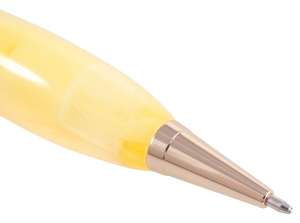 Светлая янтарная шариковая ручка