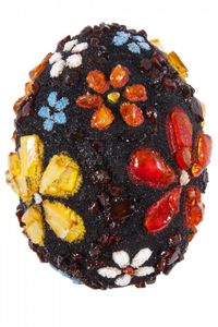 Сувенир «Писанка» инкрустированная янтарем