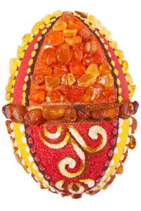 Сувенир «Писанка» инкрустированная янтарем