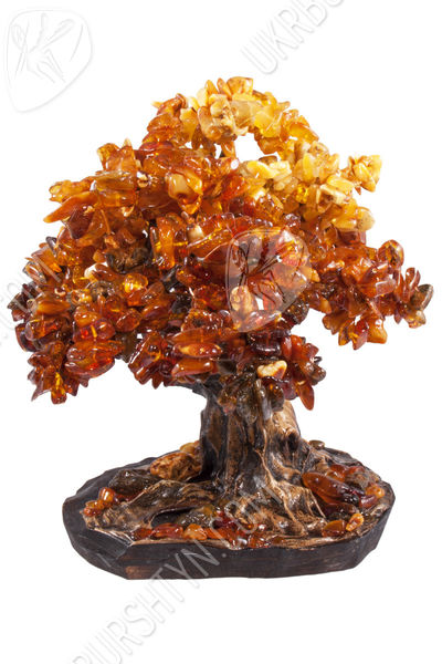 Дерево-бонсай с янтарными камнями