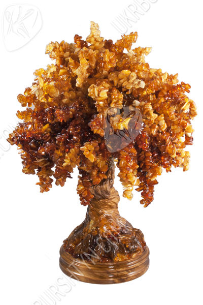 Дерево-бонсай с янтарными камнями